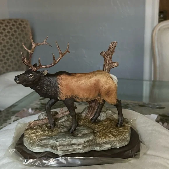 Home interiors and gifts Discontinued Gentle Giant Elk Masterpiece Porcelain - Picture 12 of 15